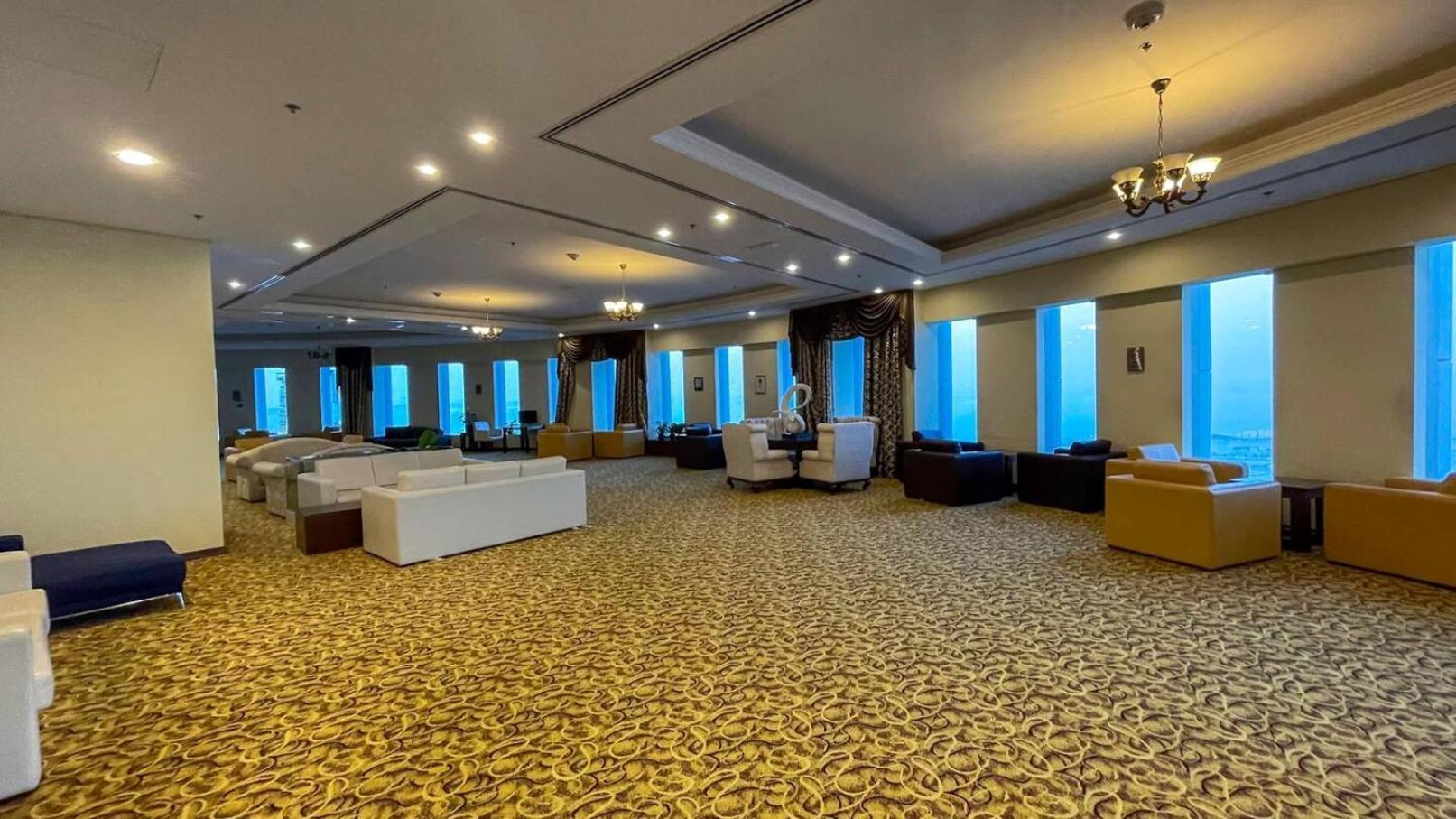 Urban Oasis 2 Bedrooms In Marina Apartment *