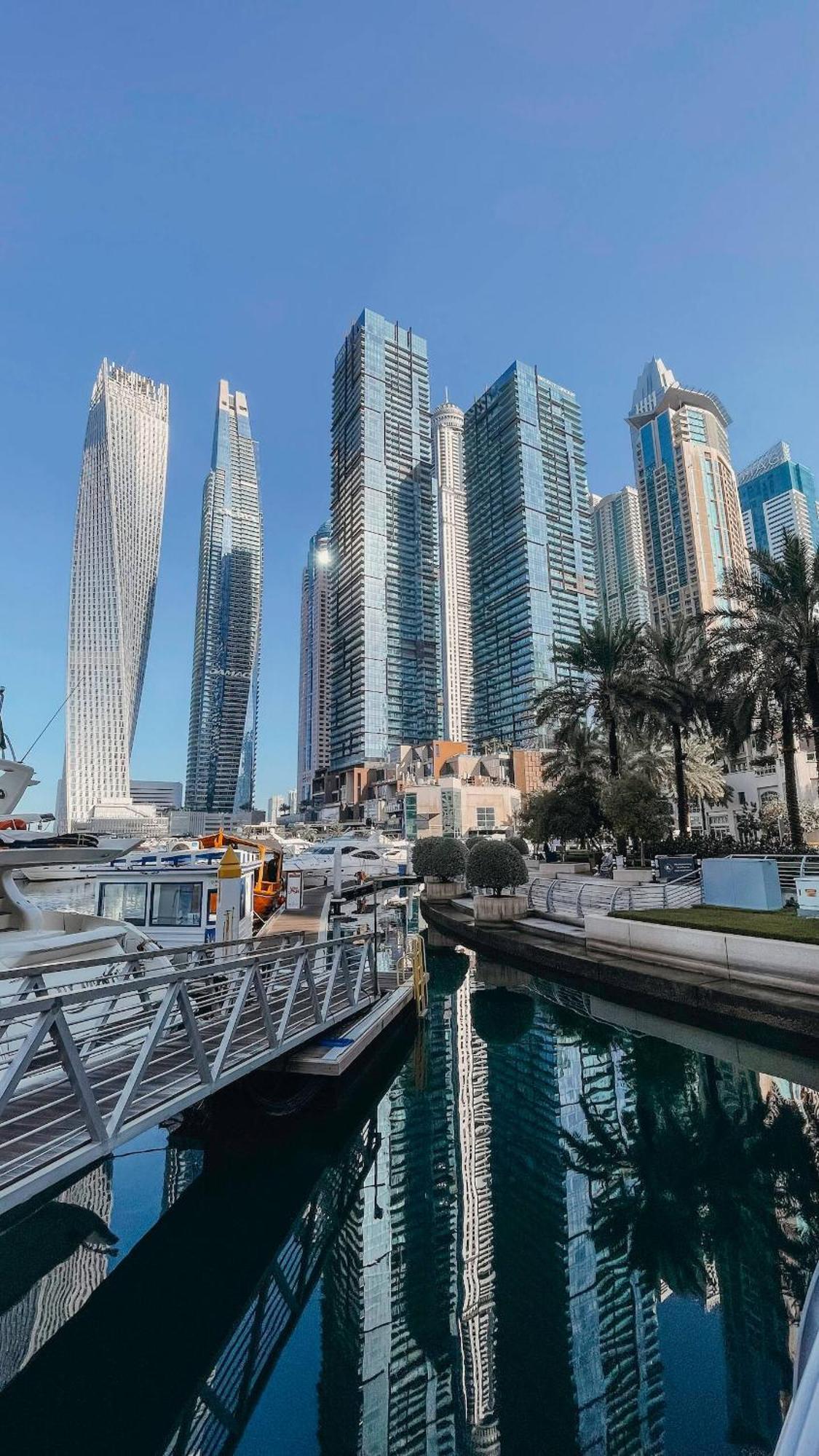 Urban Oasis 2 Bedrooms In Marina Apartment