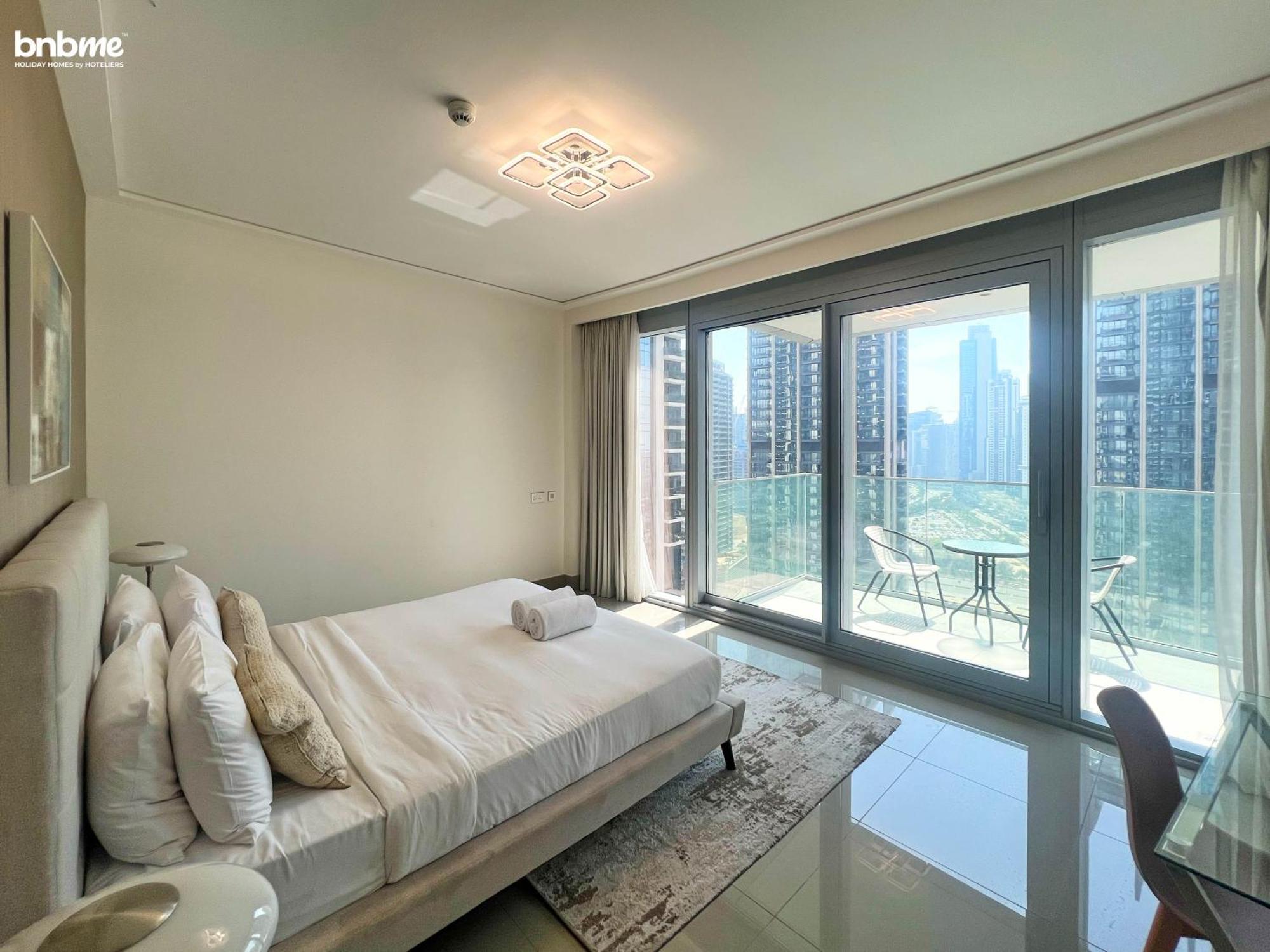 Bnbmehomes - Opera Grand Apartment *