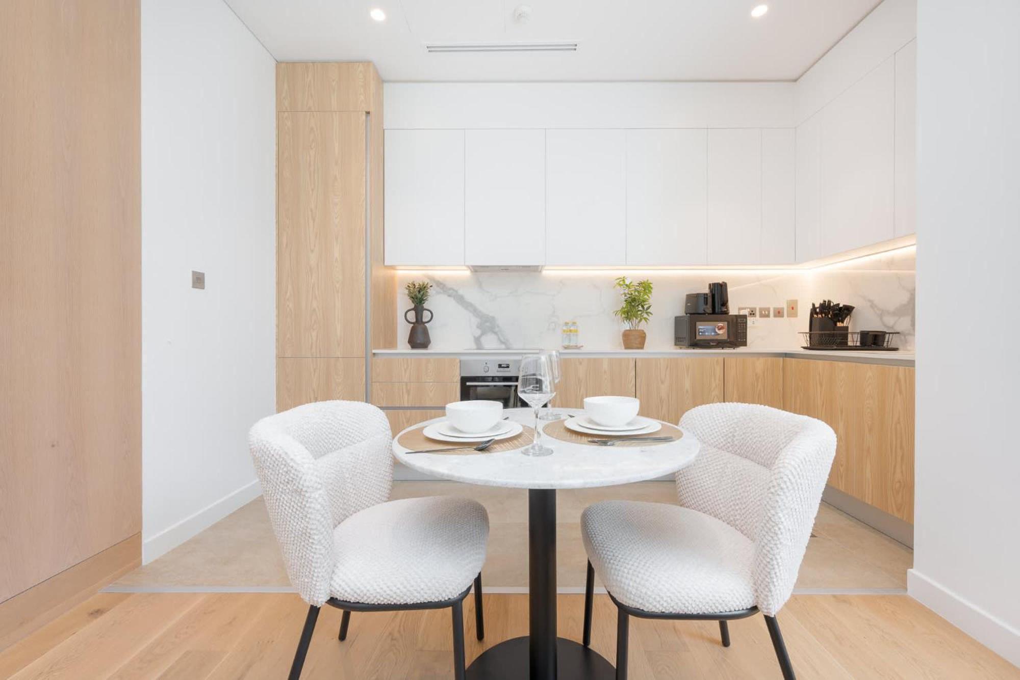 Apartment Calm With Relaxing Atmosphere In Al Barari *