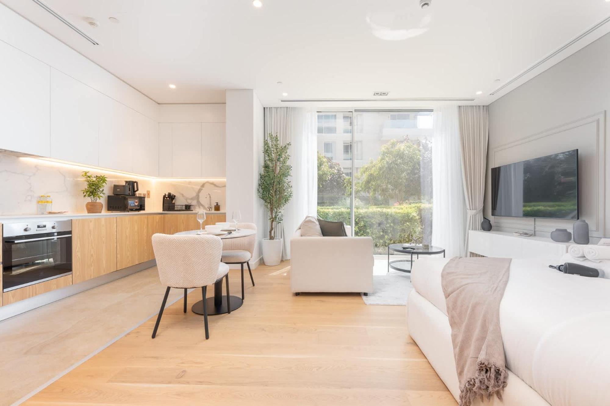 Apartment Calm With Relaxing Atmosphere In Al Barari Dubai