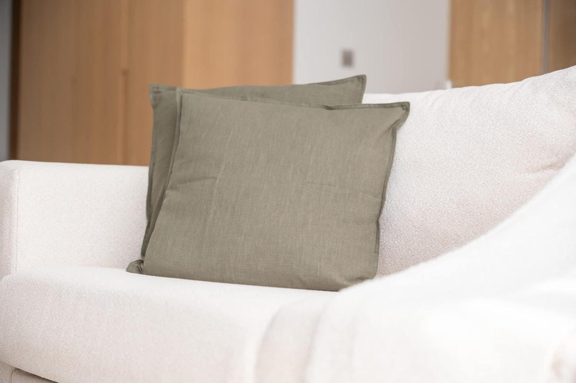 Apartment Calm With Relaxing Atmosphere In Al Barari