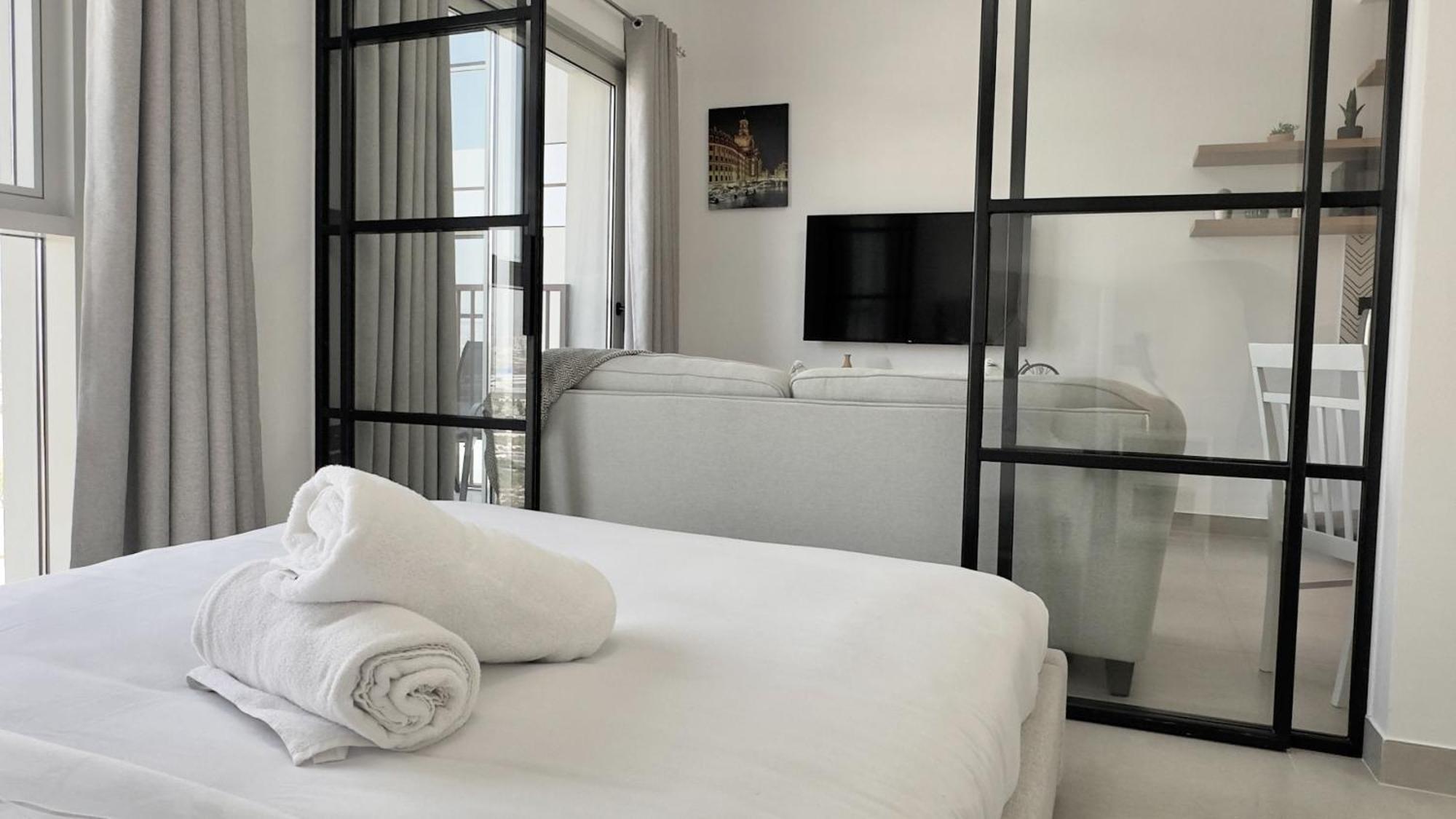 1br With Burj Khalifa View In Hills By Bhavan Apartment Dubai