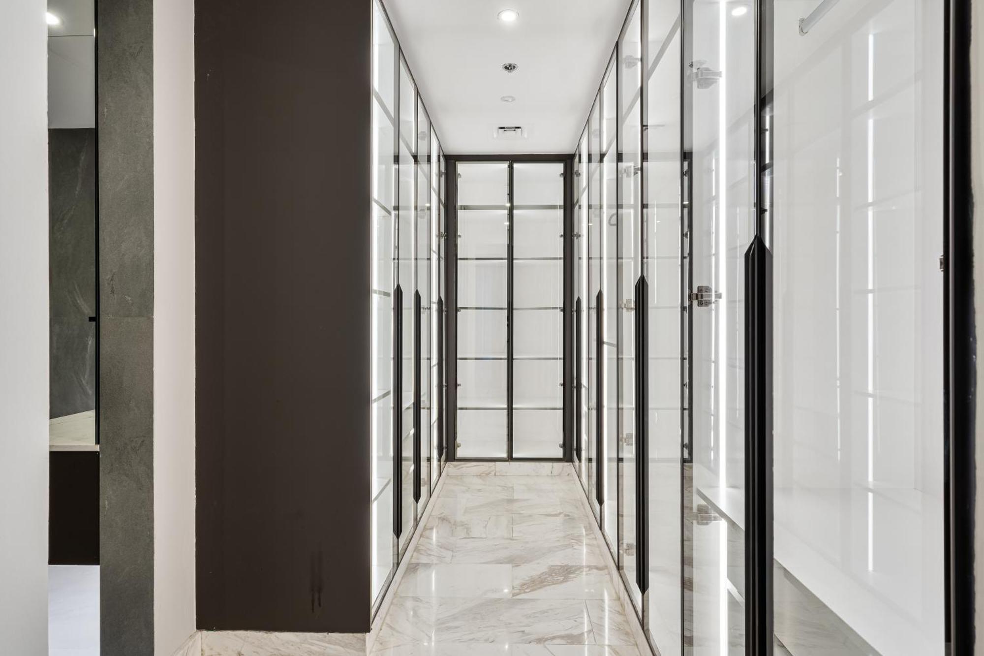 Bookable-penthouse With Downtown View Apartment