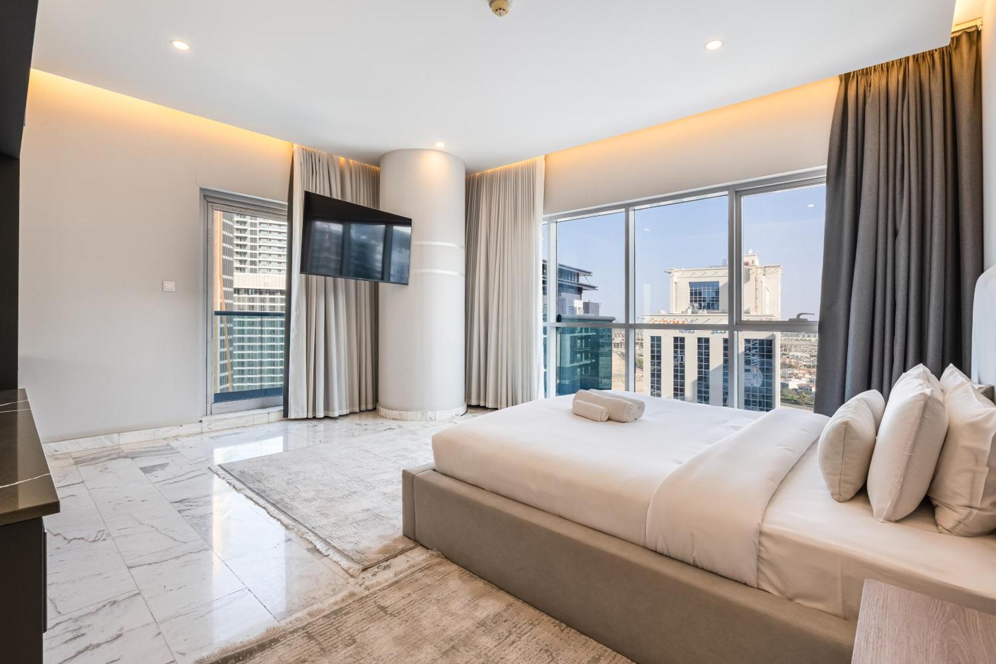 Apartment Bookable-penthouse With Downtown View