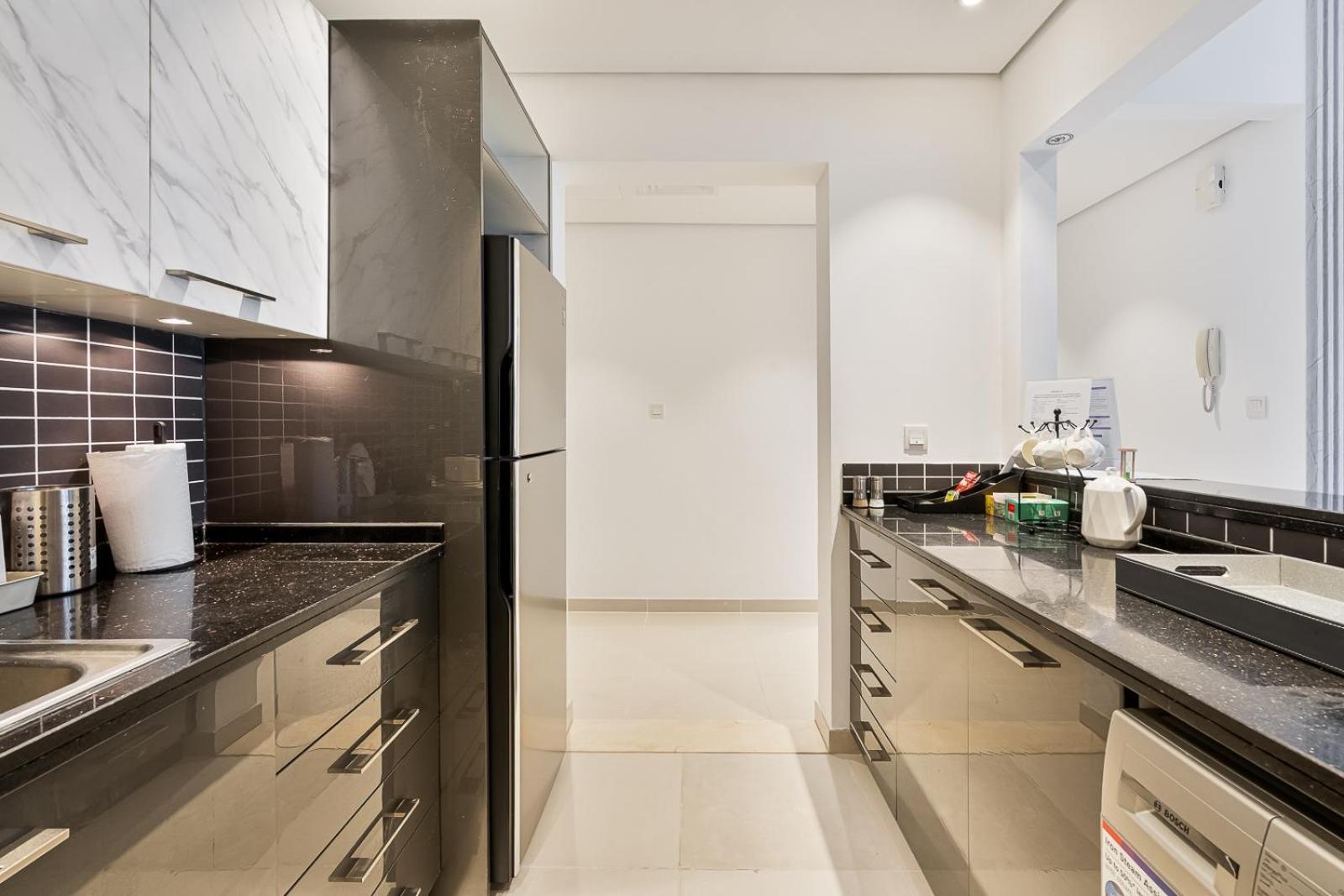 Apartment Marina View - 2br With Pool & Gym Dubai