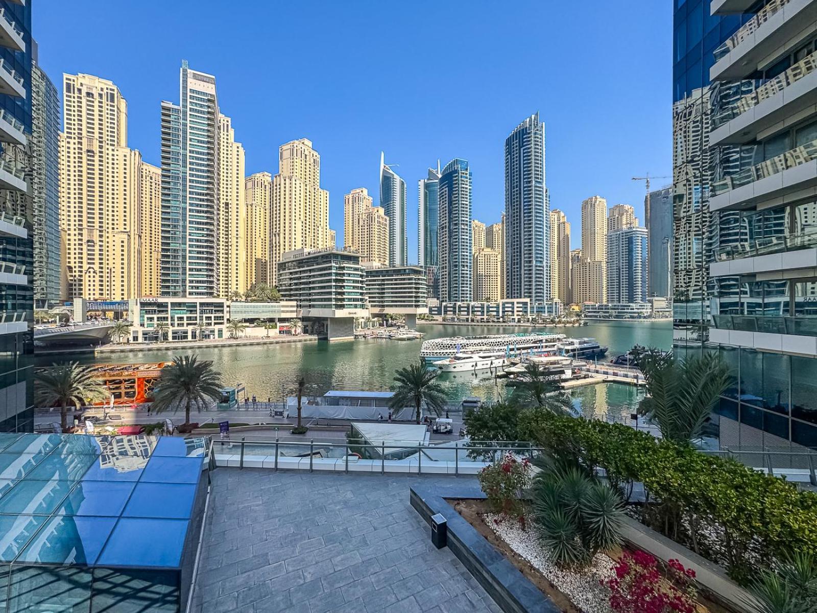 Apartment Marina View - 2br With Pool & Gym *