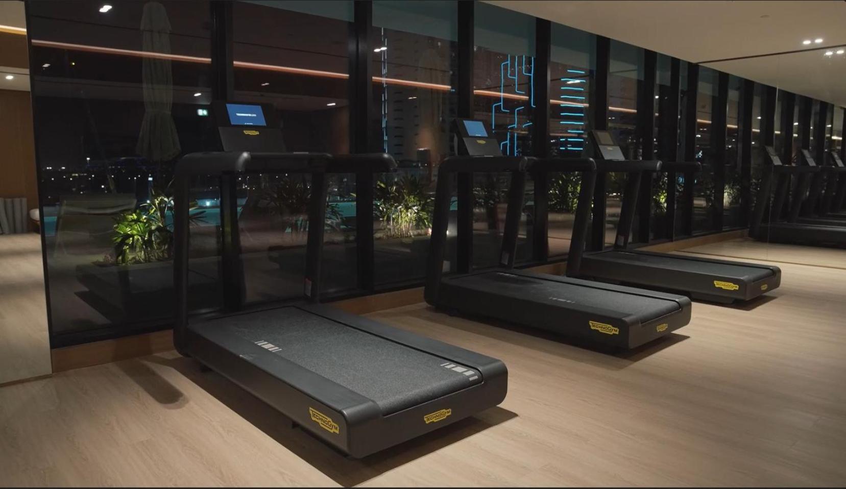 Luxury - Burj Khalifa View - Private Jacuzzi Apartment Dubai
