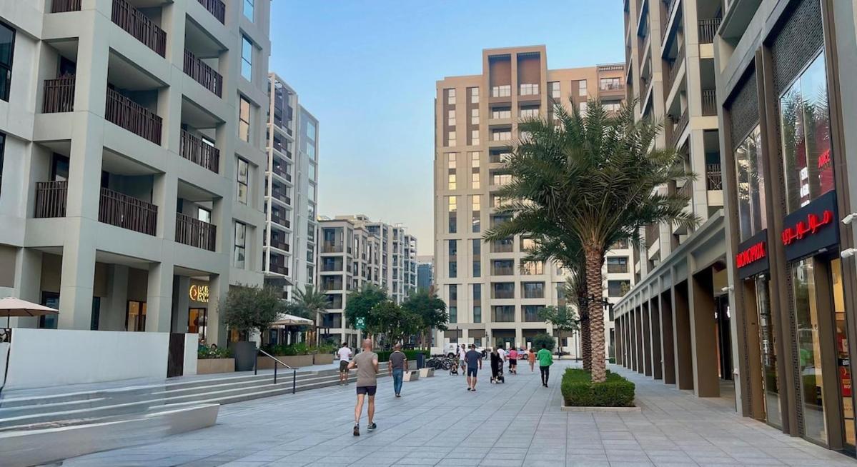 Apartment Beachfront Family Entire Unit In Ras Al-khor *