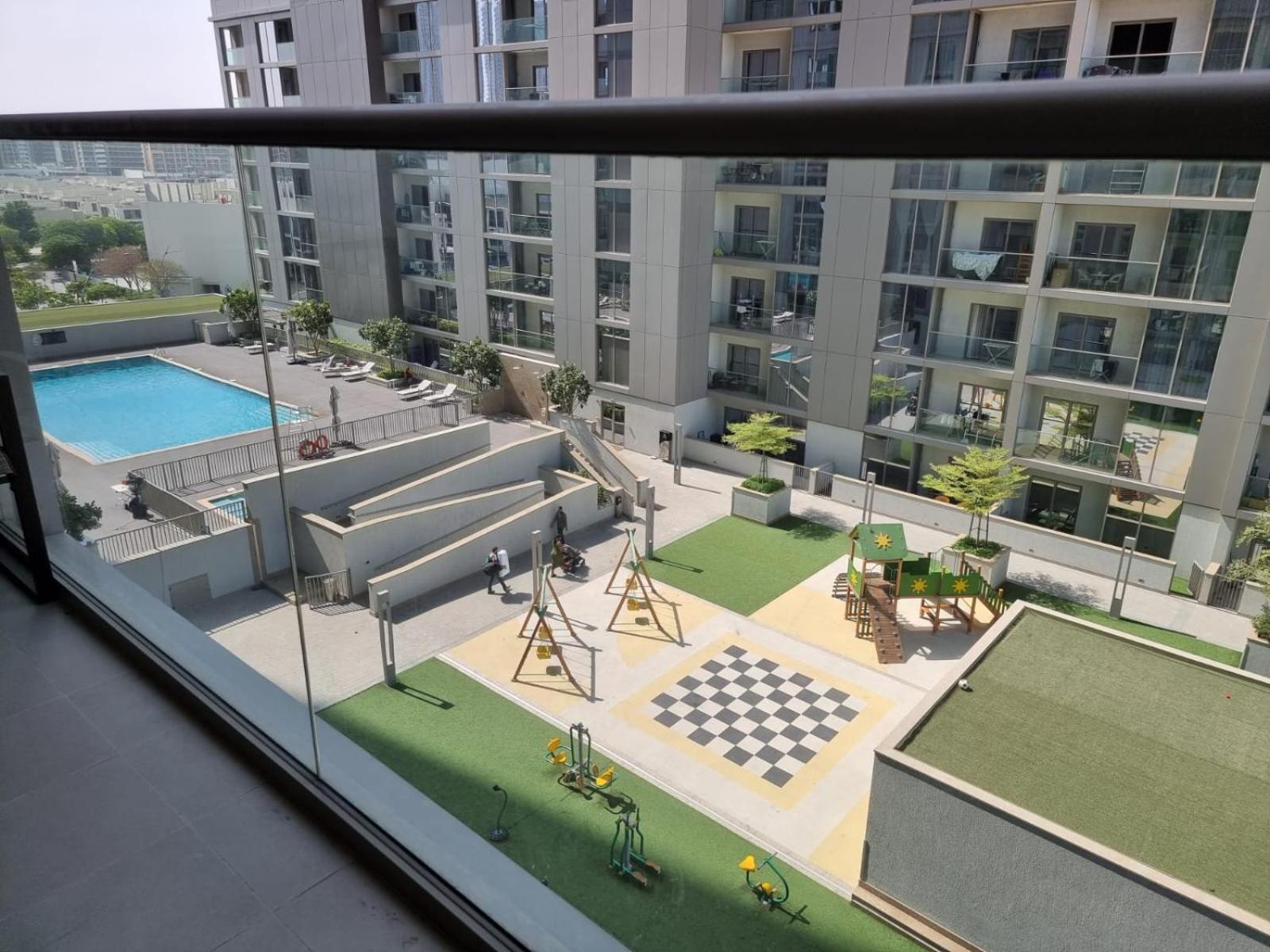 One Fully Furnished Bebroom * Dubai