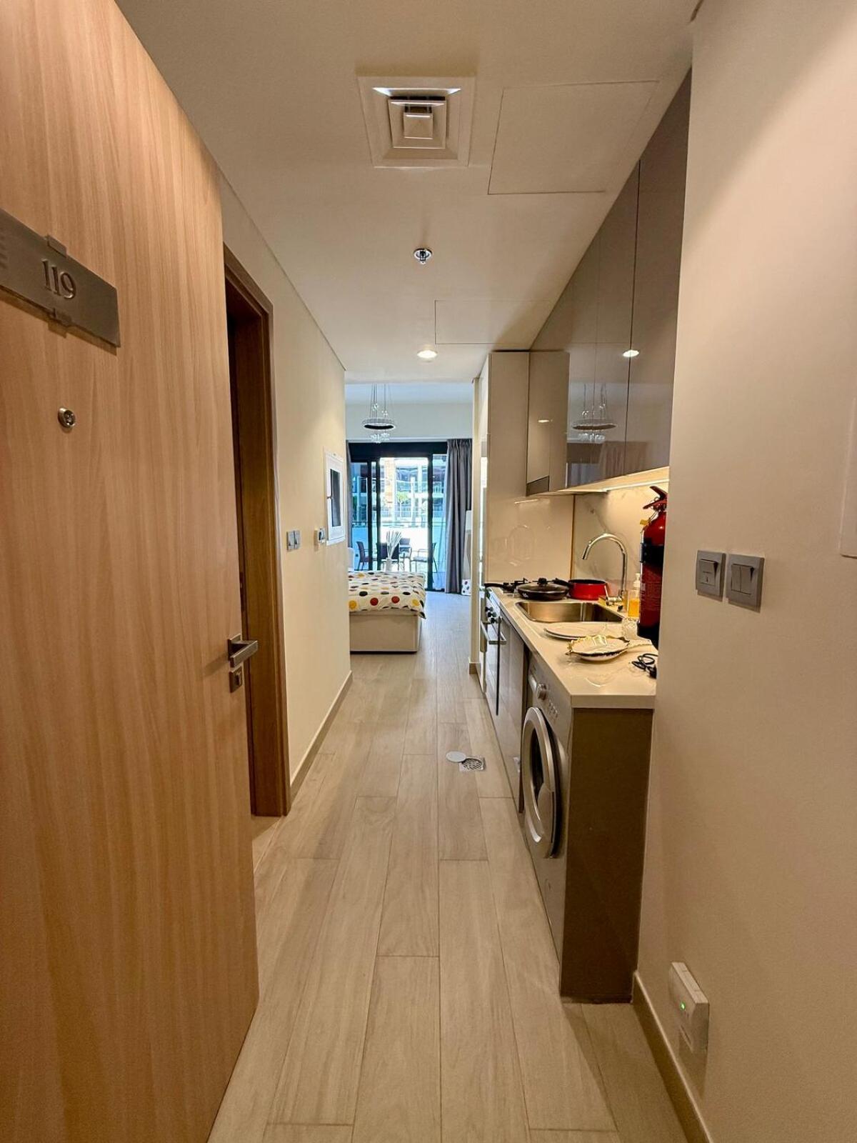 Apartment Azizi Riviera 43
