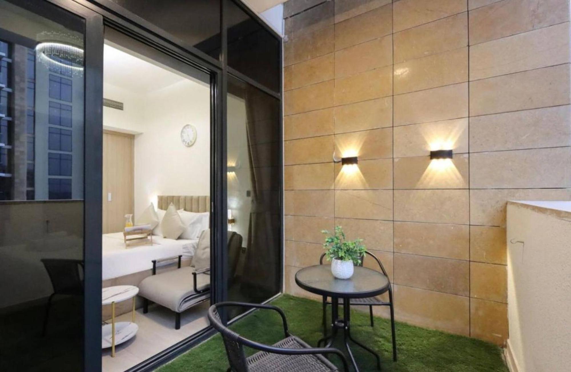 Apartment Fully Equipped Near Downtown Dubai