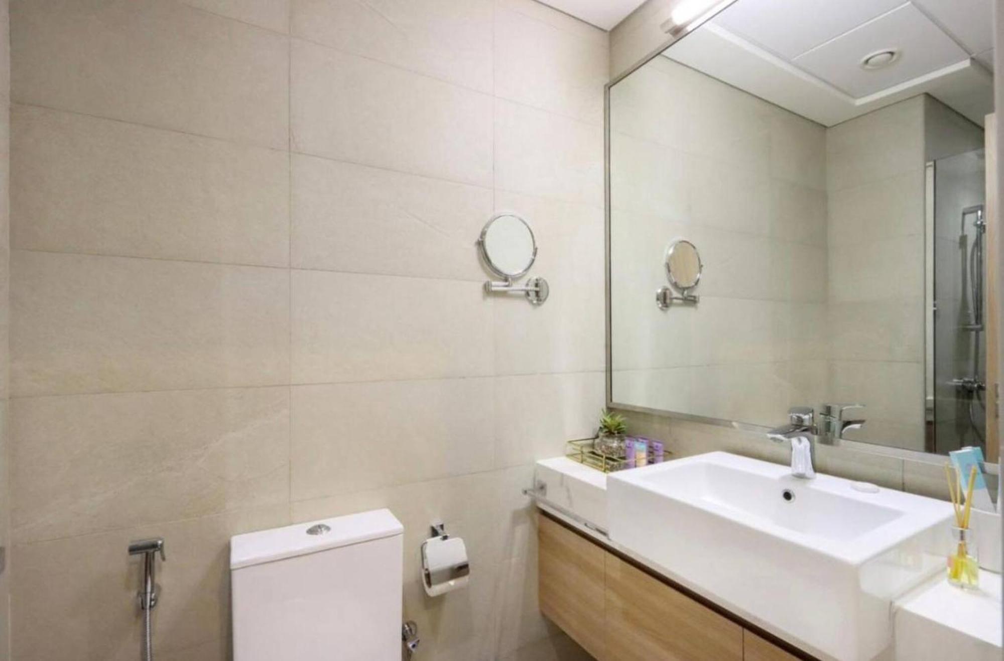 Fully Equipped Near Downtown Dubai