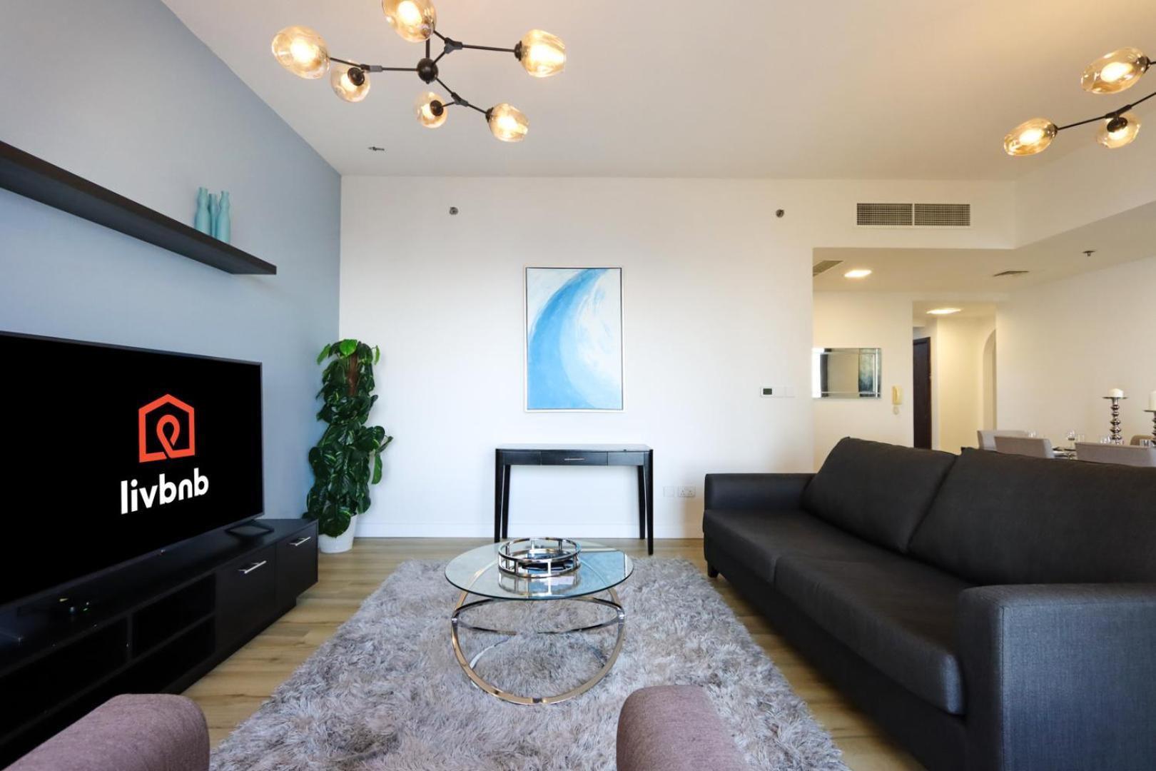 Livbnb- Coastal 2bhk In Jbr Access Apartment Dubai