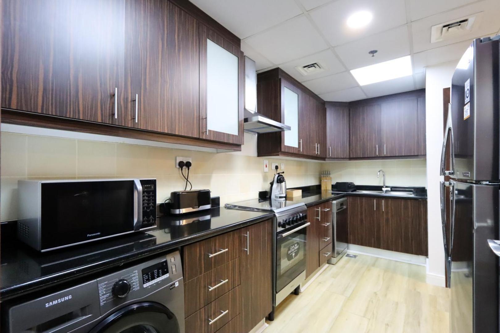 Livbnb- Coastal 2bhk In Jbr Access * Dubai