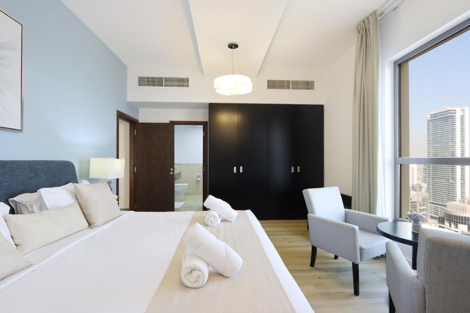 Livbnb- Coastal 2bhk In Jbr Access * Dubai