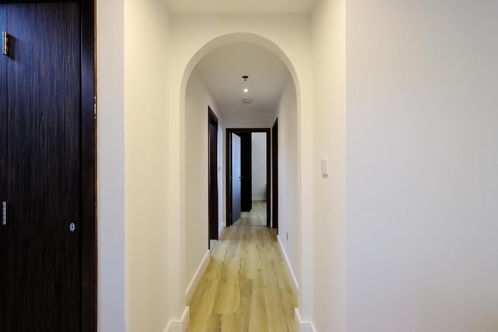 Livbnb- Coastal 2bhk In Jbr Access Apartment Dubai