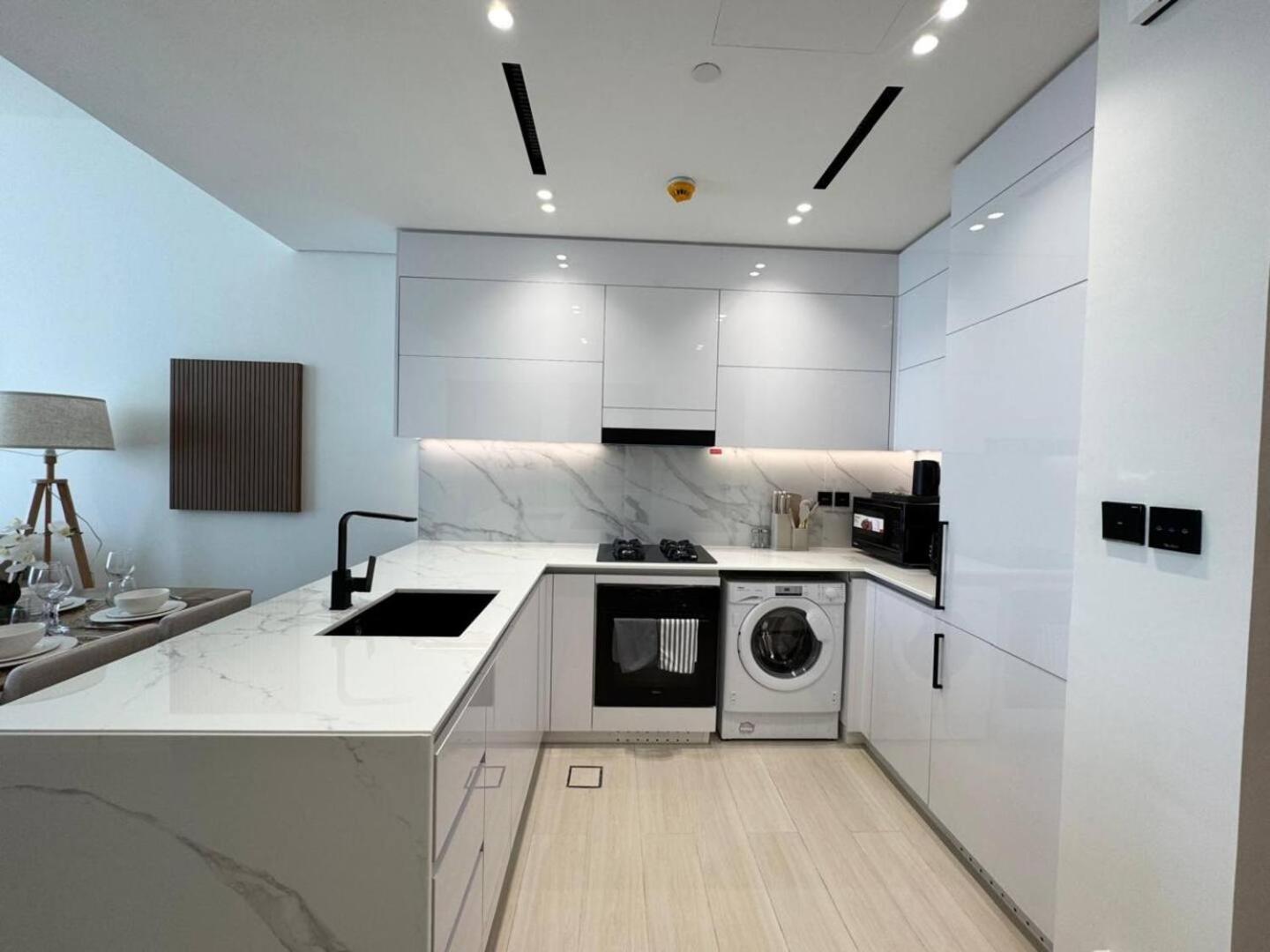 Charming 1br W Elegant Interiors * Dubai