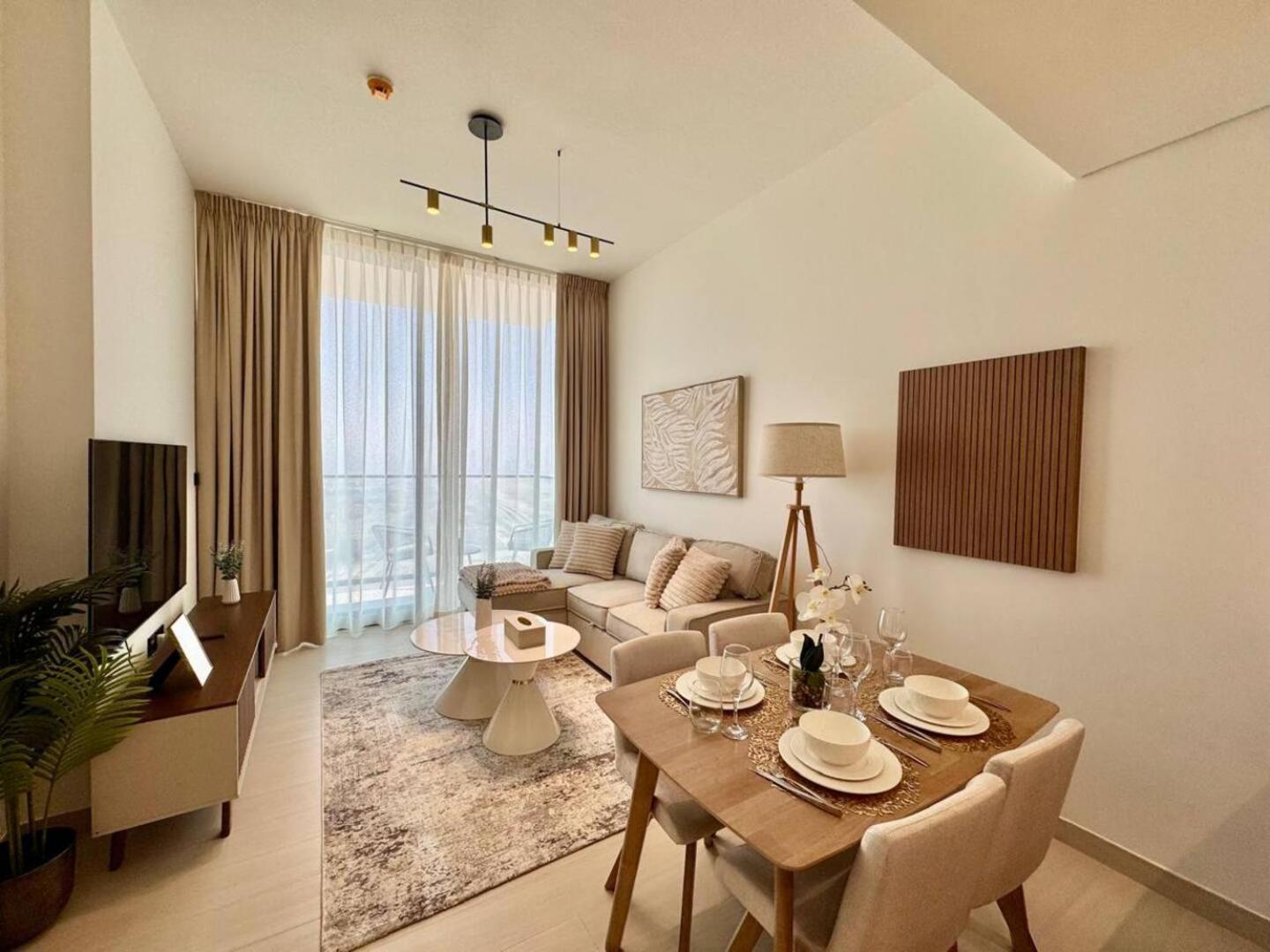 Apartment Charming 1br W Elegant Interiors *