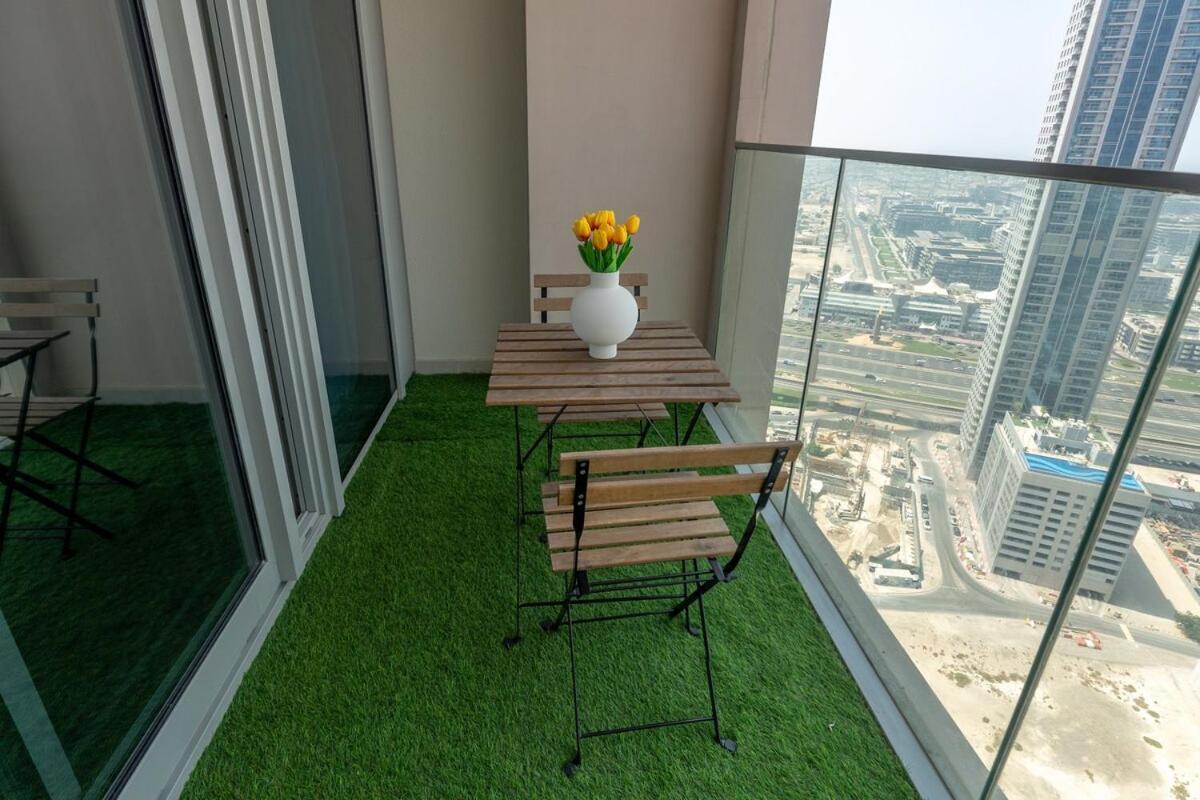 Apartment Tower 1 - Luxury 2 Bedroom Dubai