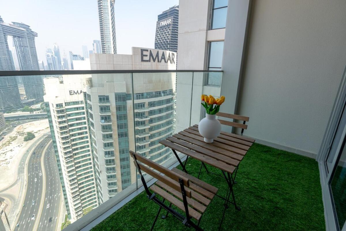 Tower 1 - Luxury 2 Bedroom Apartment *