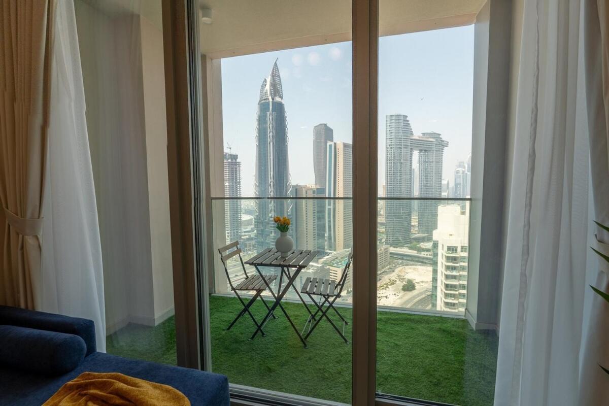 Tower 1 - Luxury 2 Bedroom *