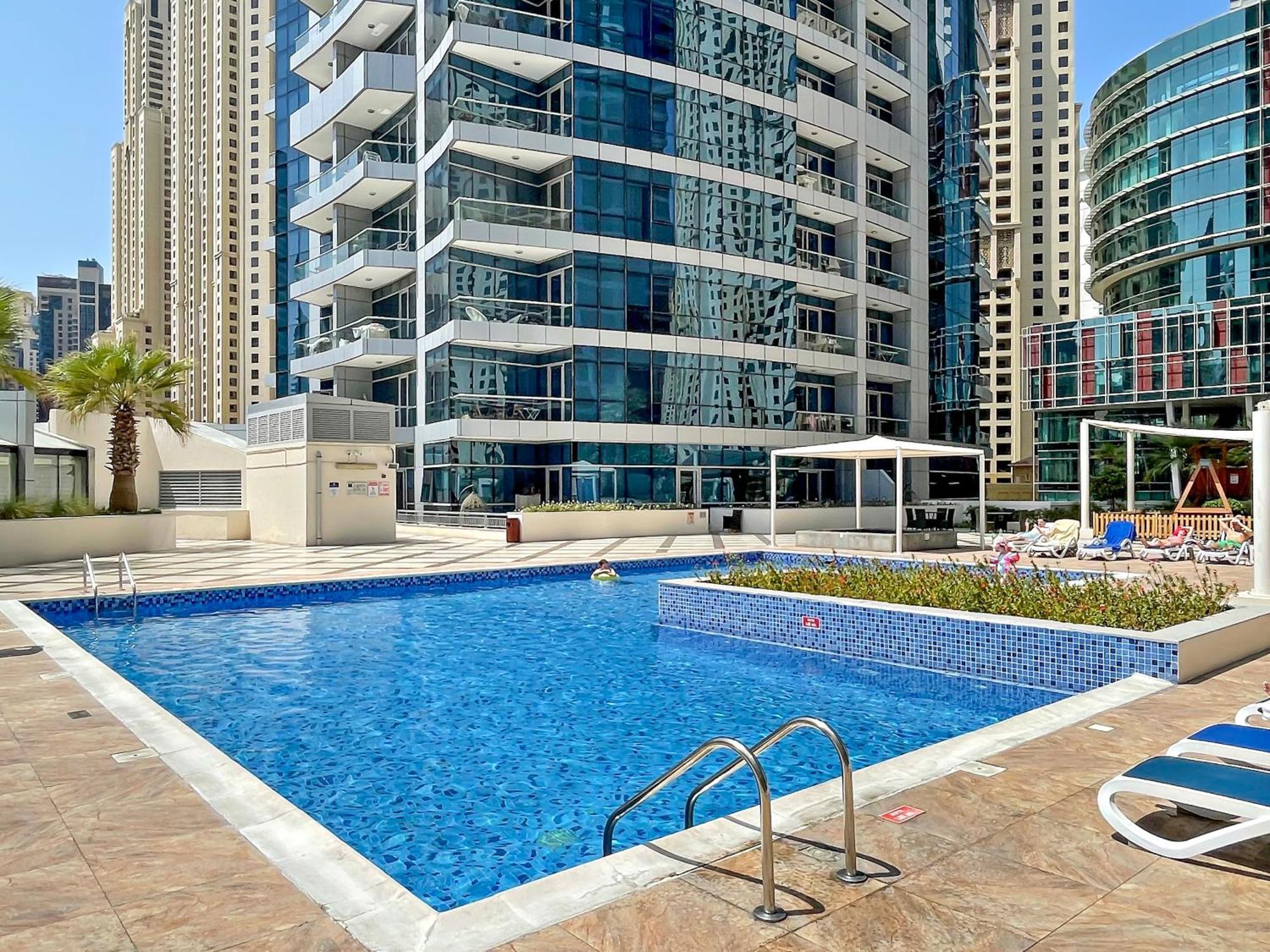 Apartment Fully Renovated Luxe Bay Marina Dubai