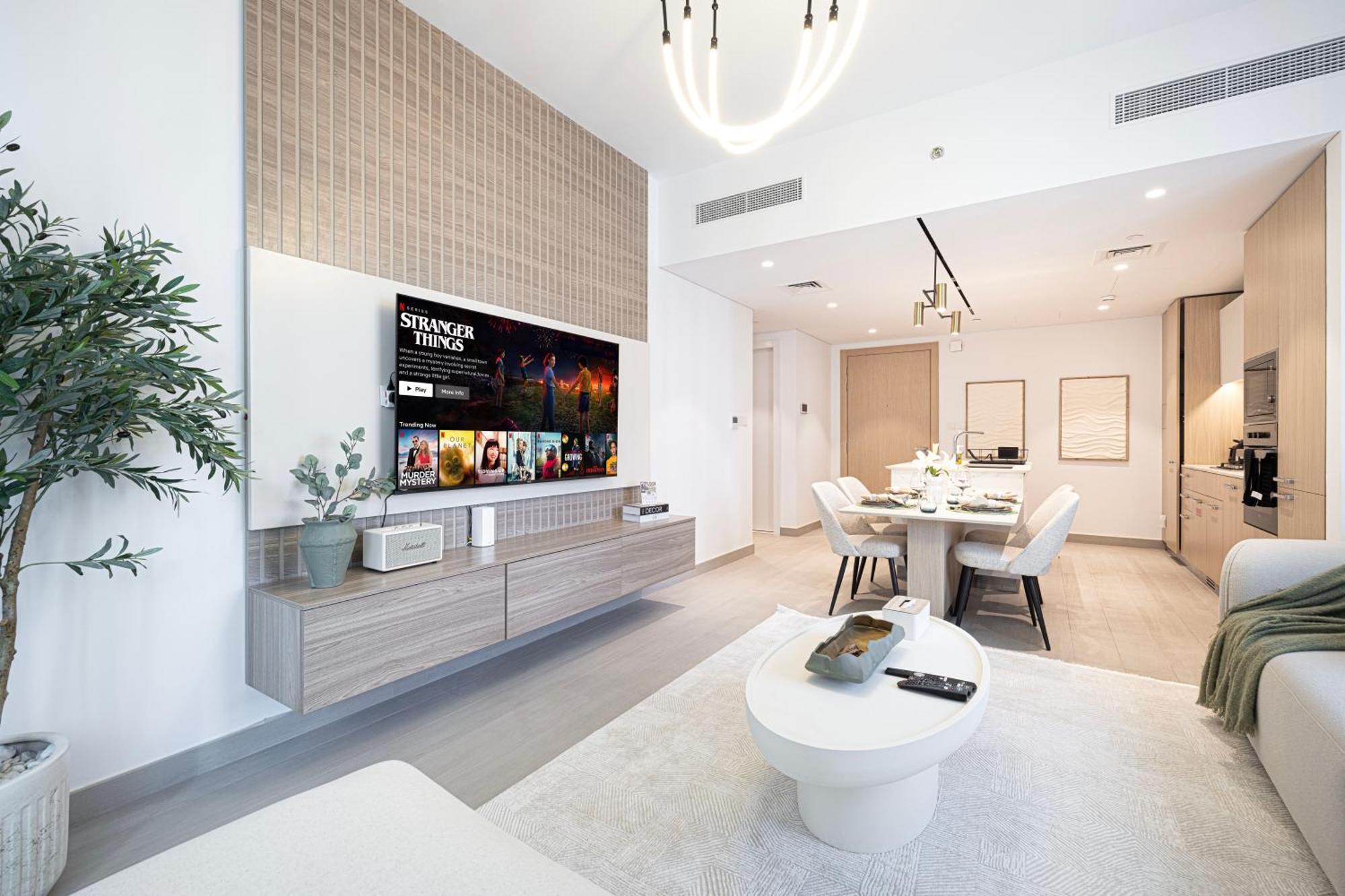 High-end 1br-panoramic Views, Pool With Burj Khalifa View, Padel & Rooftop Bbq Experience Apartment