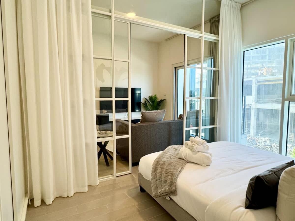 Apartment Brand New Heart Of Hills