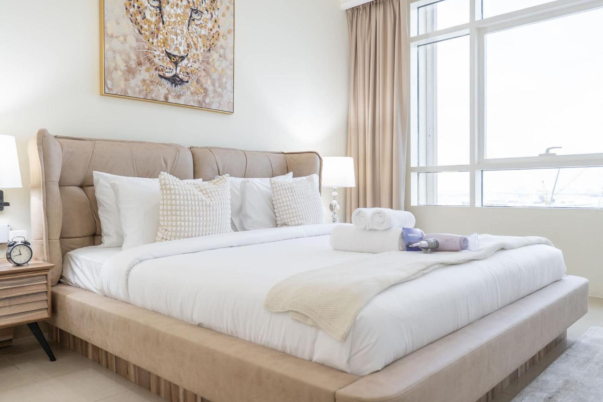 1 Bedroom In Marina With Stunning Ain View *