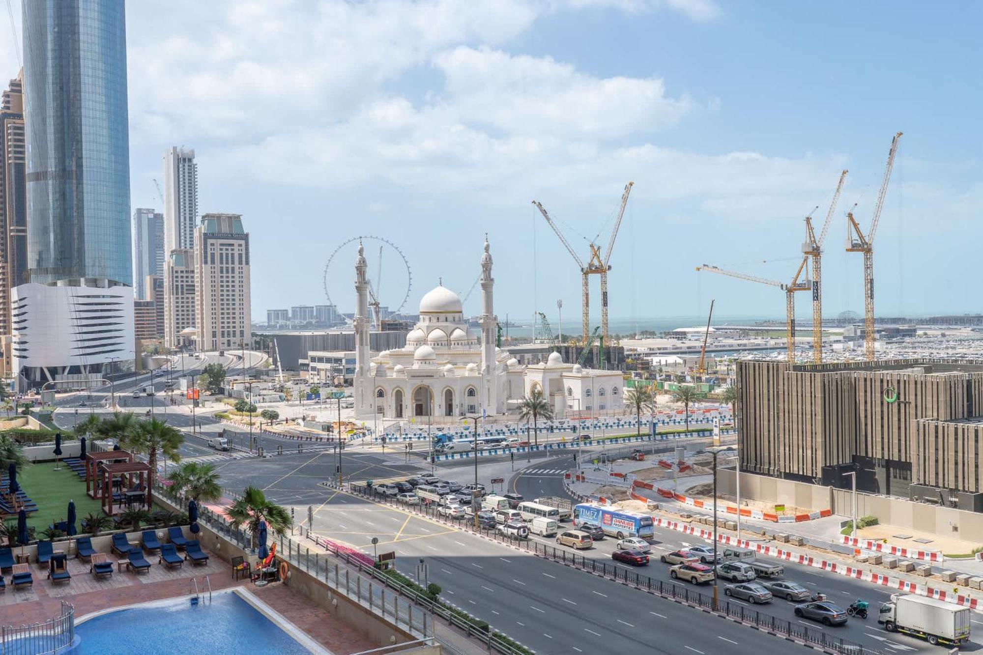 1 Bedroom In Marina With Stunning Ain View * Dubai