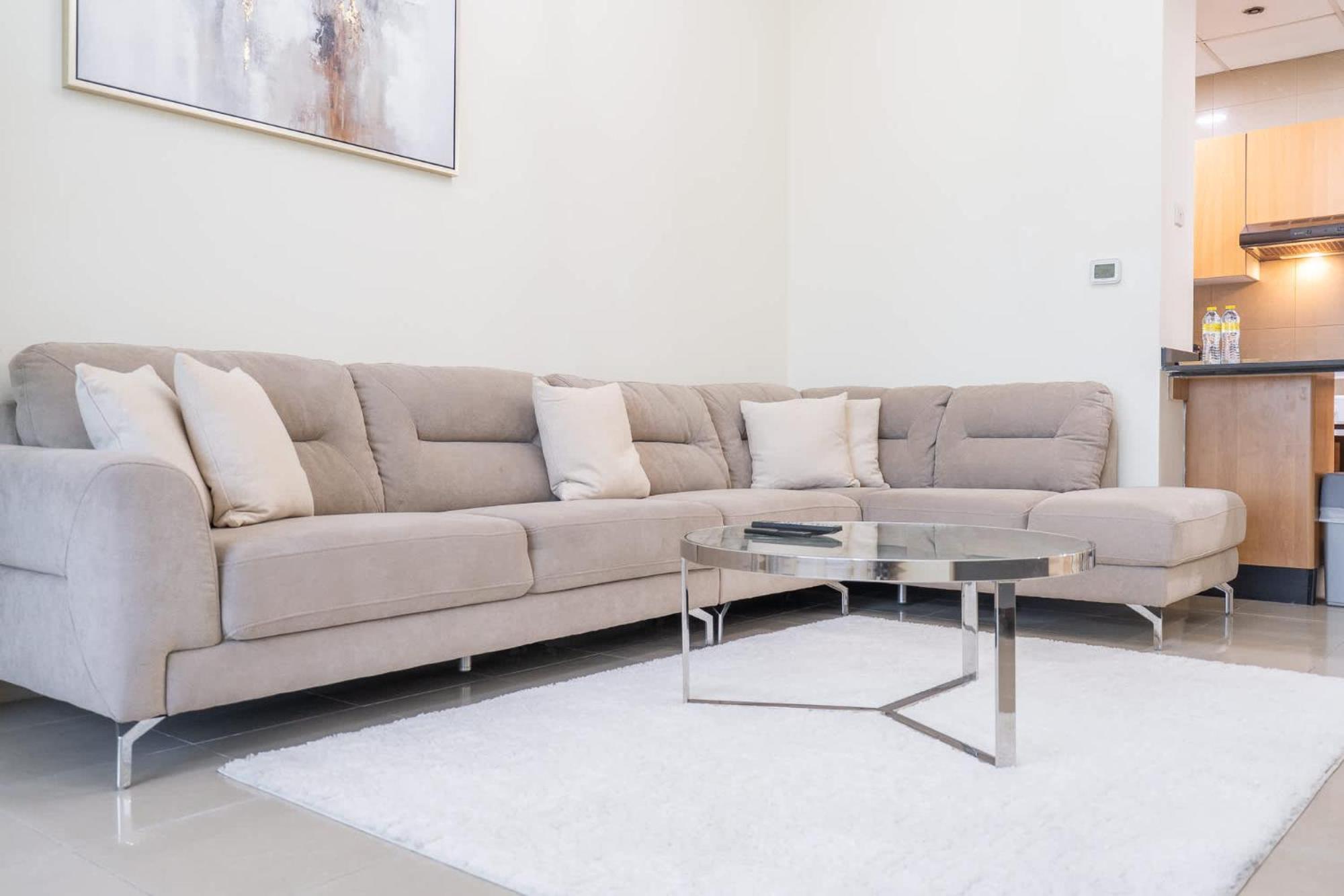1 Bedroom In Marina With Stunning Ain View Apartment