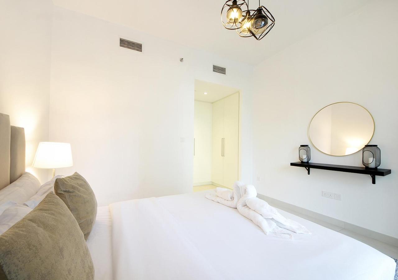 Upscale2br In Burj Crown Pool,gym & Stunning Views *