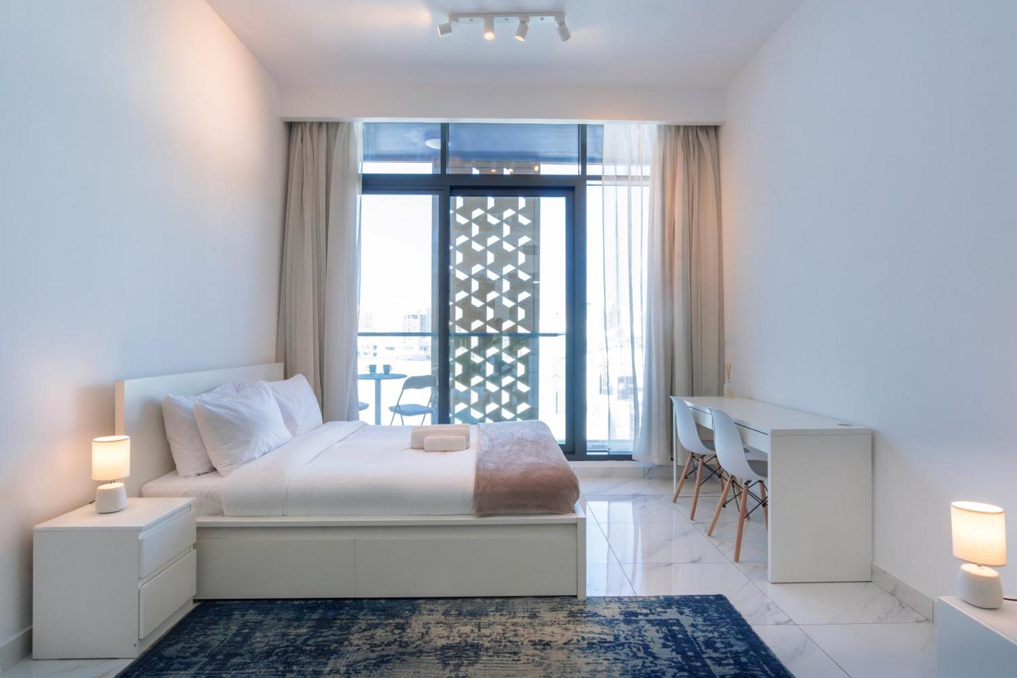 Apartment Vibrant With Gym Access Dubai