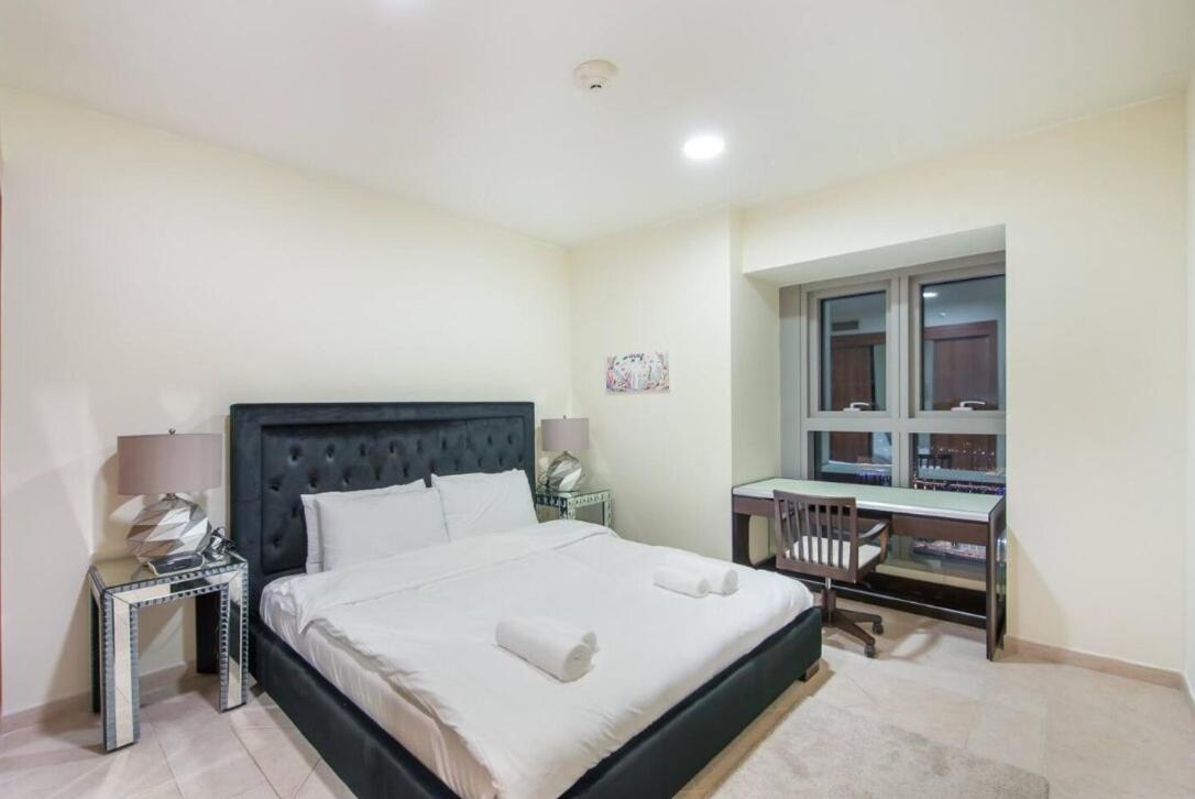 Scenic 2br Near In Princess Tower Marina * Dubai