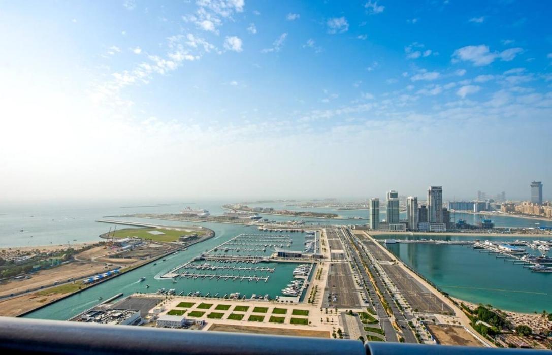 Scenic 2br Near In Princess Tower Marina Apartment