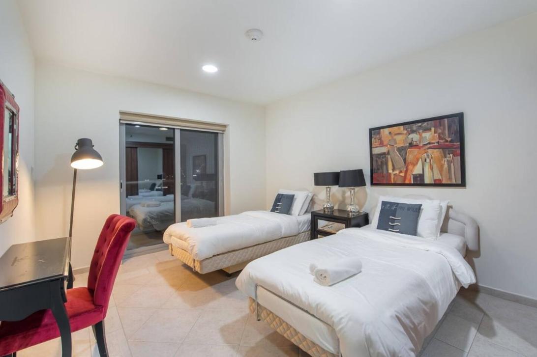 Apartment Scenic 2br Near In Princess Tower Marina *