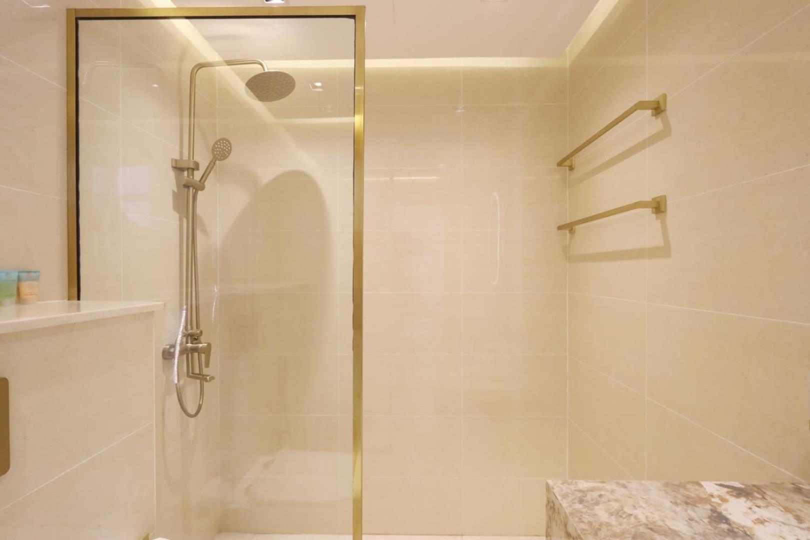 Apartment Livbnb-luxurious 1bhk In The Heart Of Marina Dubai