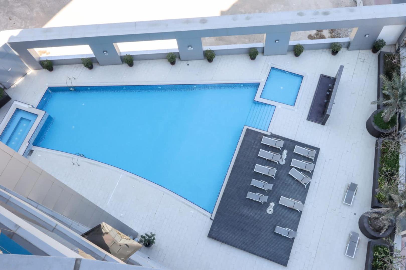 Livbnb-luxurious 1bhk In The Heart Of Marina Apartment *