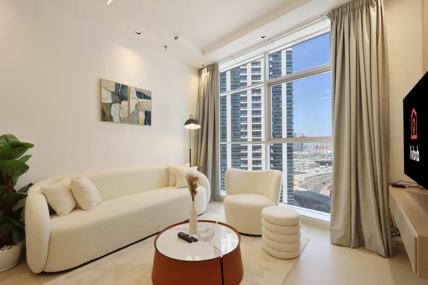 Apartment Livbnb-luxurious 1bhk In The Heart Of Marina *