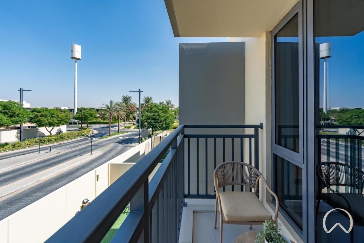 4br In Hills Estate *