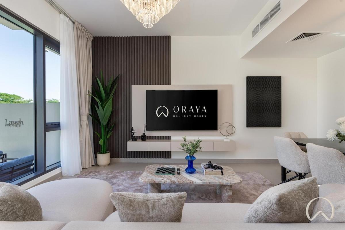 4br In Hills Estate *