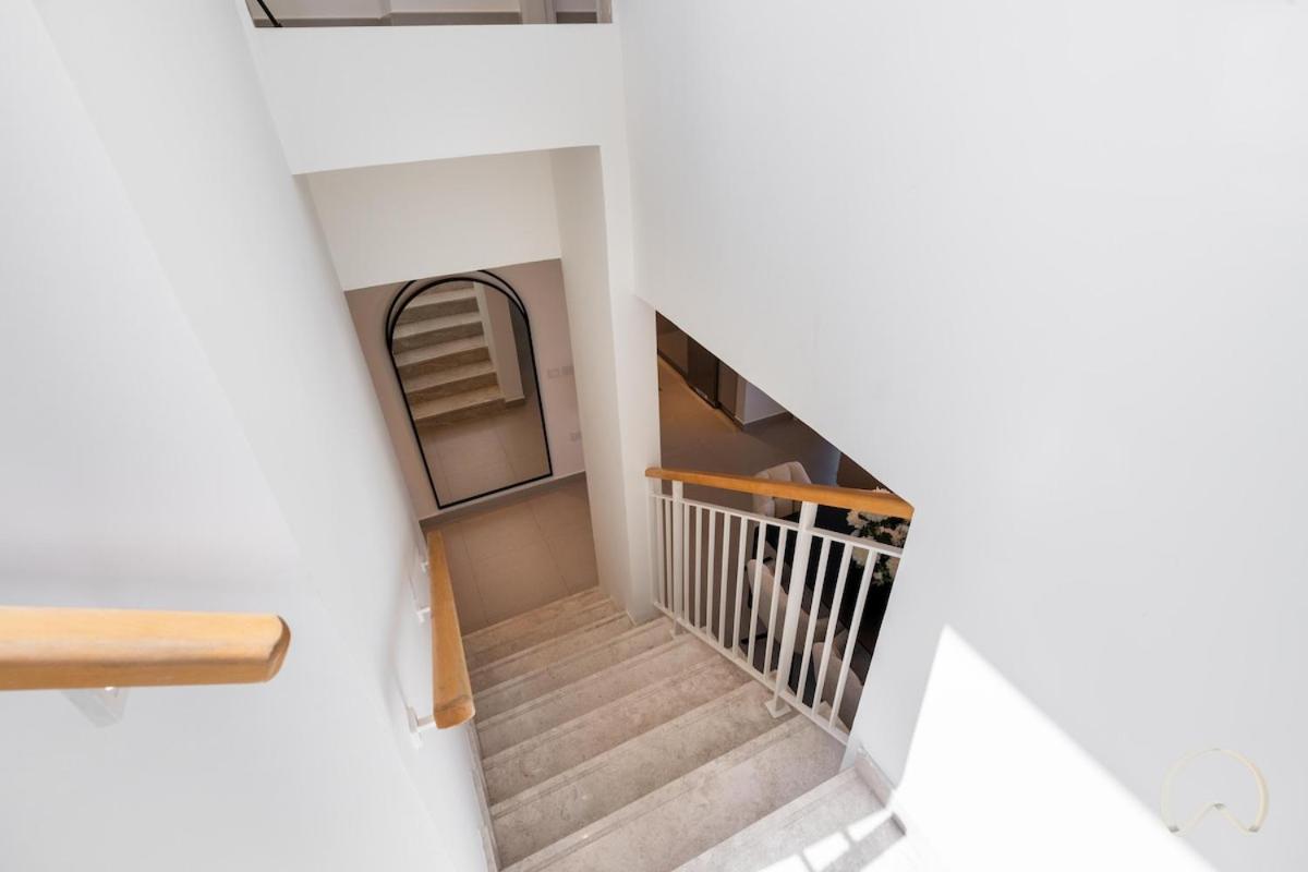 Holiday home 4br In Hills Estate Dubai