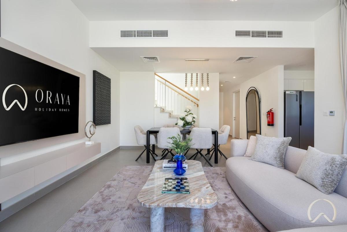 4br In Hills Estate