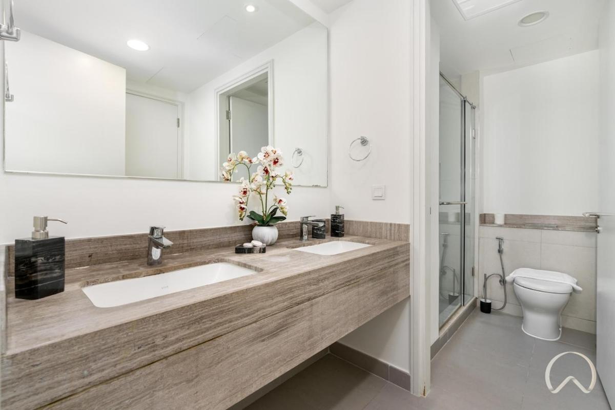 4br In Hills Estate Holiday home