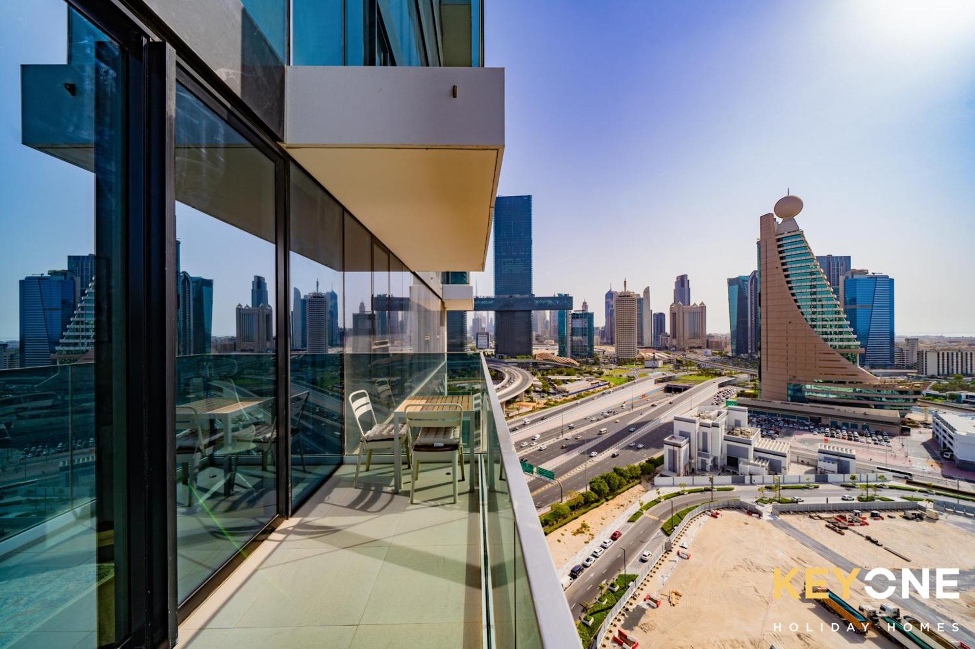 Apartment Pristine Cozy One Bedroom Dubai