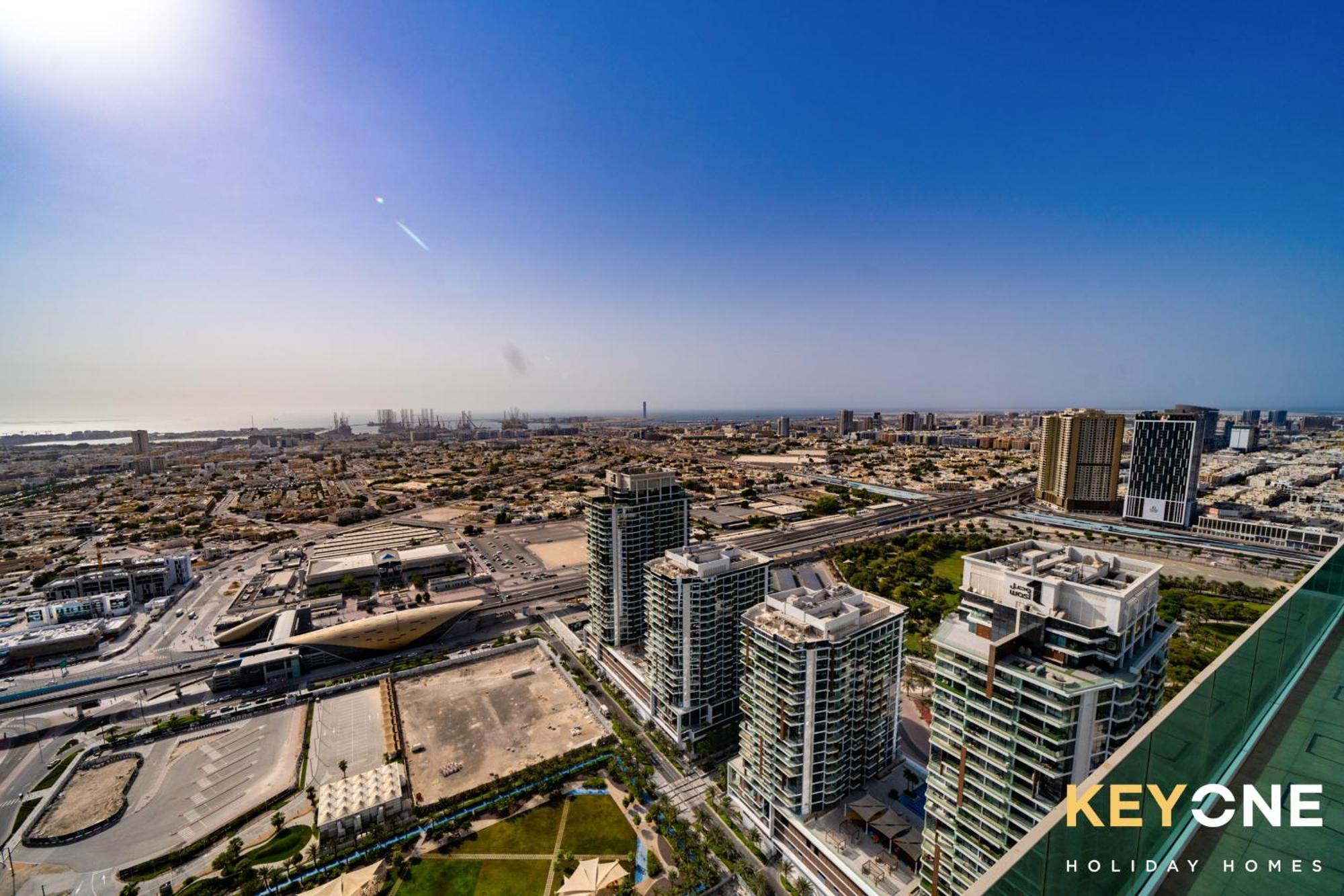 Apartment Pristine Cozy One Bedroom Dubai
