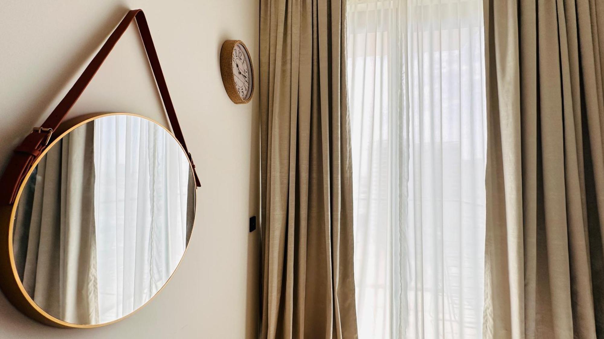Homestay Oyo 1287 Fully Furnished 1bed At Jvc *