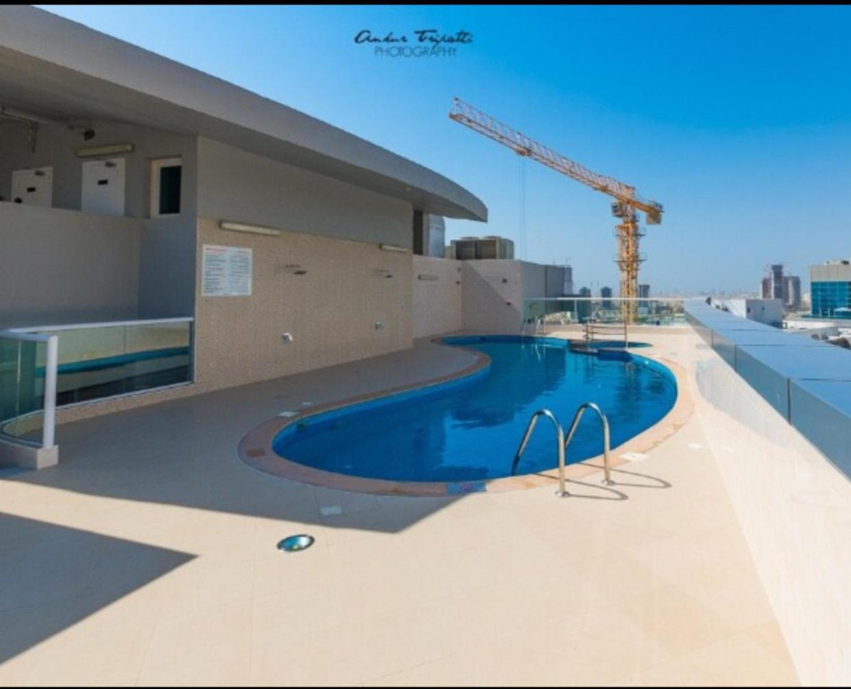 Phineek Exquisite Luxury Uniestate Sports Apartment Dubai