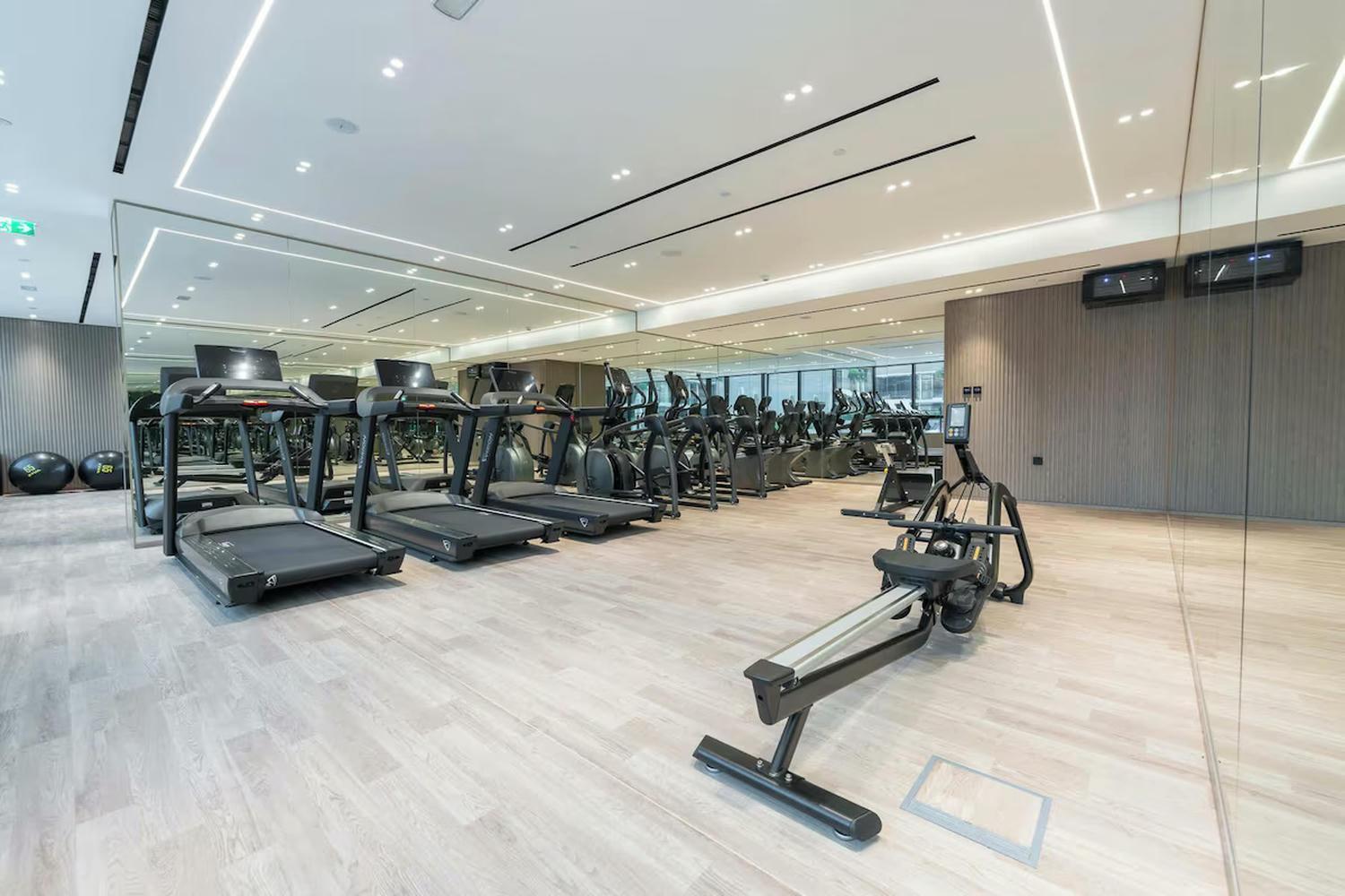 Apartment New Jvc 1br With 29th Floor View - Calm And Kid-ready *